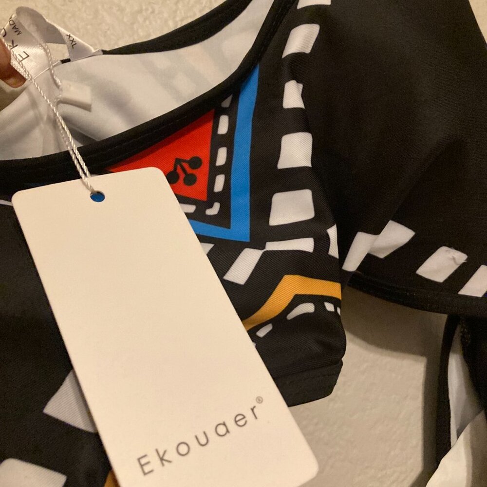 Ekouaer cutout one piece size XXL - Picture 3 of 3